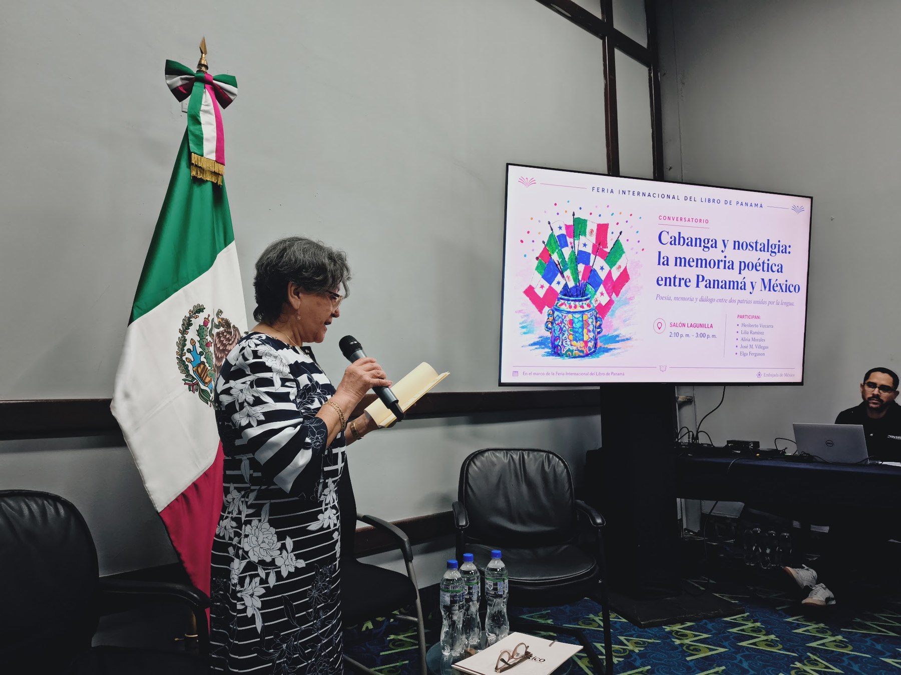 Lectura en la Feria Internacional del Libro de Panamá